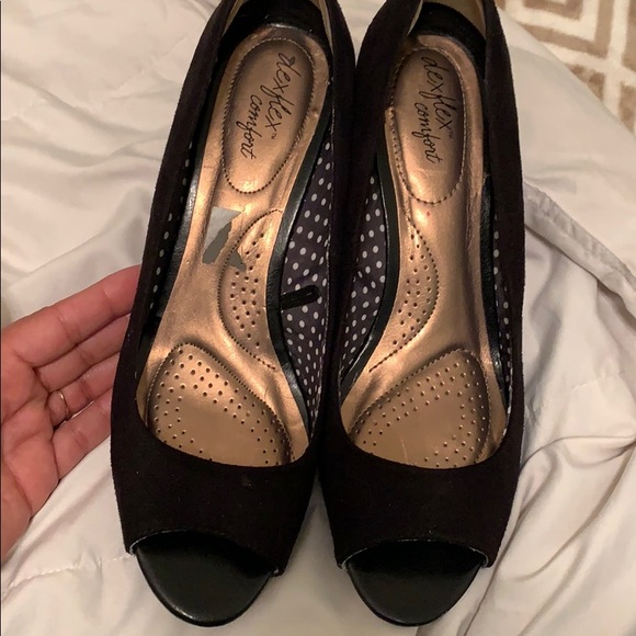 Shoes - Picture 3 of 5